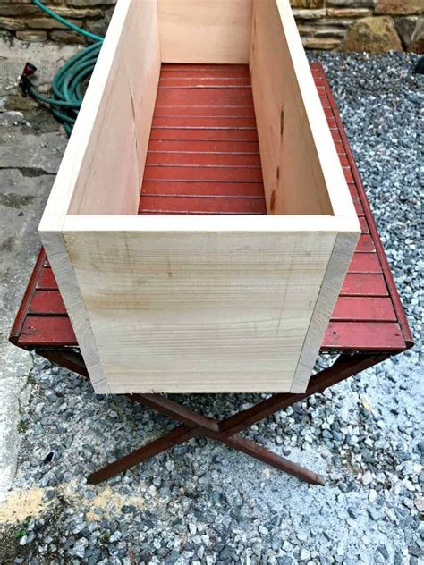 How To Build A Raised Planter Box With Legs