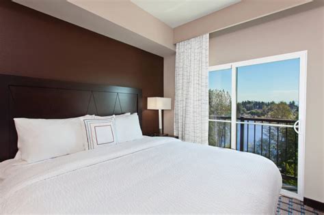 10 Best Hotels Near Seattle Airport (SEA) with Free Shuttles – Trips To ...