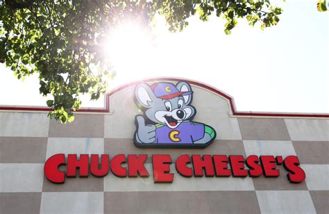 Chuck E Cheese Deeply Saddened After Mother Posts Video Of Mascot