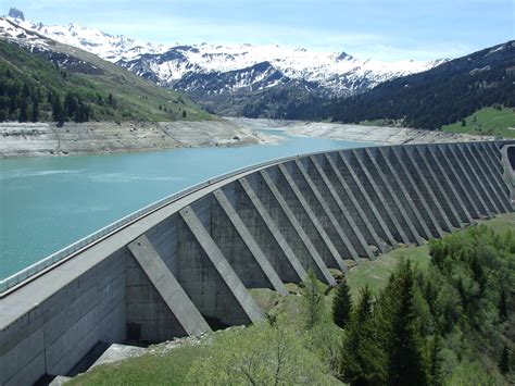 How is power produced in Hydro-electric power plant?