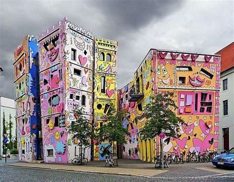 Pop Art Architecture 2022 - The Tiles of India