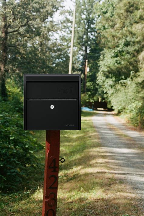 Post Mount Locking Mailbox | Small | adoorn