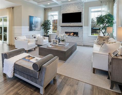 8 Designer-Approved Living Room Layouts with a Fireplace - Decorilla