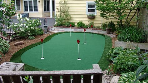 15′ x 20′ 5-Hole Pro Backyard or Indoor Putting Green – Made from the ...