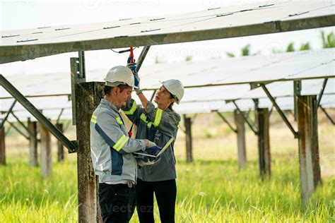 Solar Panels Installation Concept 23275203 Stock Photo at Vecteezy