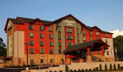 HAMPTON INN PIGEON FORGE $88 ($̶1̶1̶0̶) - Updated 2020 Prices & Hotel ...