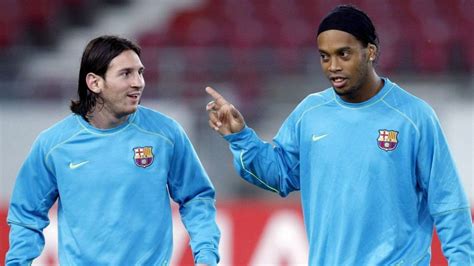 Messi And Ronaldinho Wallpaper