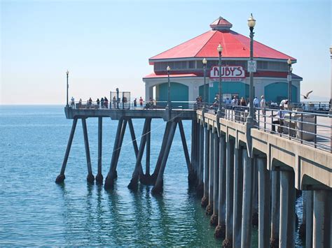 Huntington Beach Pier - Pier Fishing in California