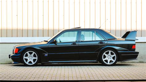 History of the 1990 Mercedes-Benz 190E 2.5-16 Evolution II