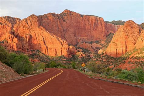 Zion Canyon Scenic Drive, Zion National Park, Utah, USA - Heroes Of ...