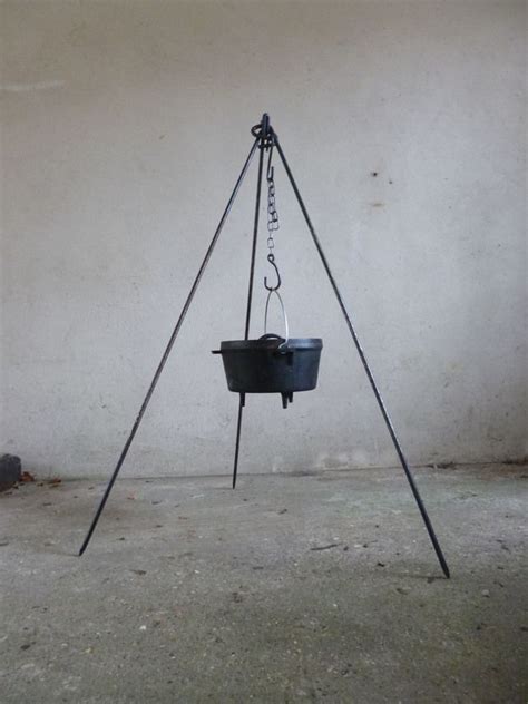 2 in 1 Cooking Tripod with Hooks and Chain | Best gifts for gardeners ...