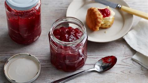 Strawberry jam recipe - BBC Food