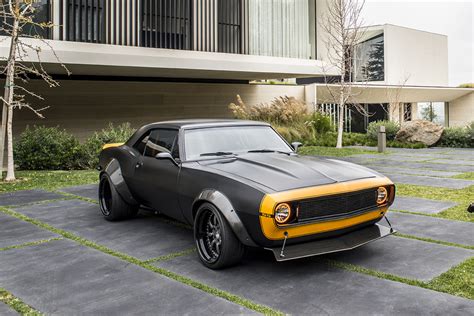 1967 CHEVROLET CAMARO SS 'TRANSFORMERS BUMBLEBEE'