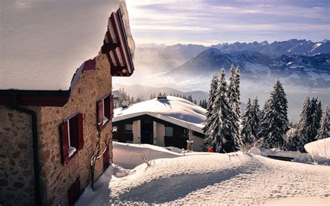 Holiday houses on a snowy mountain top wallpaper - World wallpapers ...