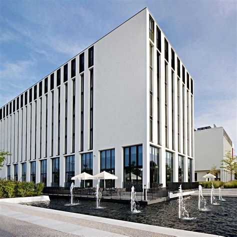 LEONARDO HOTEL MUNICH – Feigin Architects