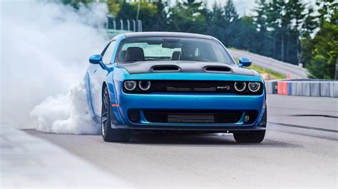 Dodge Challenger SRT Hellcat Redeye review | evo