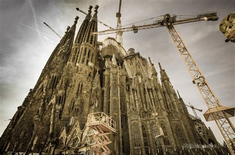 sagrada familia end of construction – sagrada familia structure – Kellydli