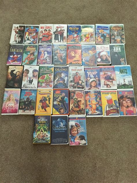 Vhs Movies Lot Of 34 Disney Warner Bros Others Clamshell Vhs Movie