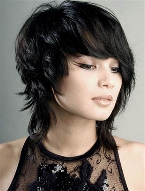 Shoulder length tousled hair cutting your hair to the shoulder length or a shorter style. Shoulder length choppy layered haircuts - Your Style