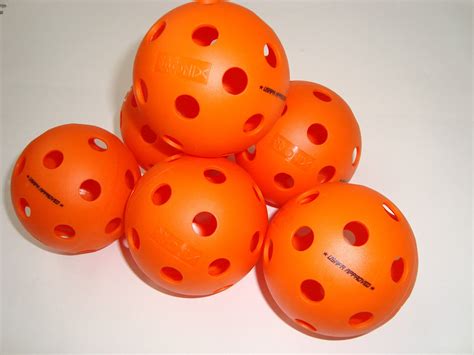 12 Onix Fuse Indoor Pickleballs Balls Tournament Meet Usapa Pack Of 12