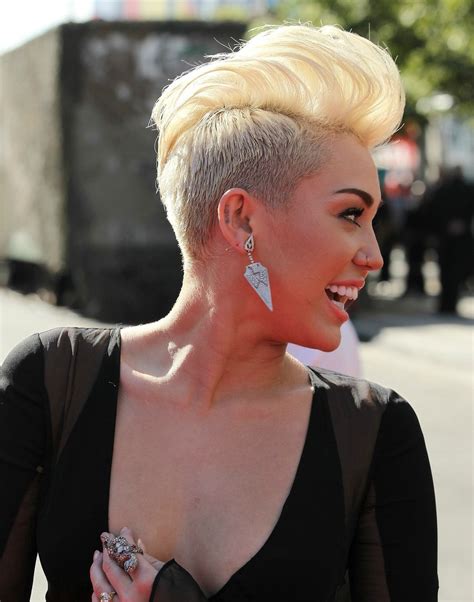 Cuts and styles that catch eyes. Pin on Celebrity