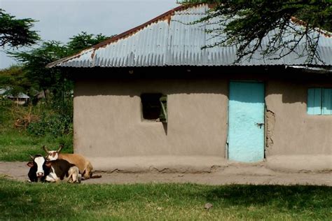 Cost of building a house in rural kenya. Kids Are Kids!: Typical Mud House in Rural Kenya