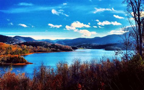 Visit Hiawassee 2021 Travel Guide For Hiawassee Helen Expedia