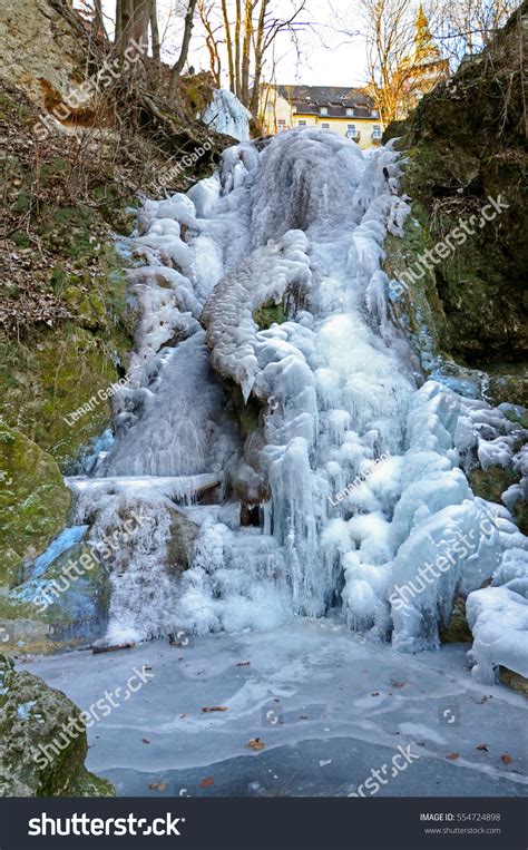 Real Dragons Found In Ice