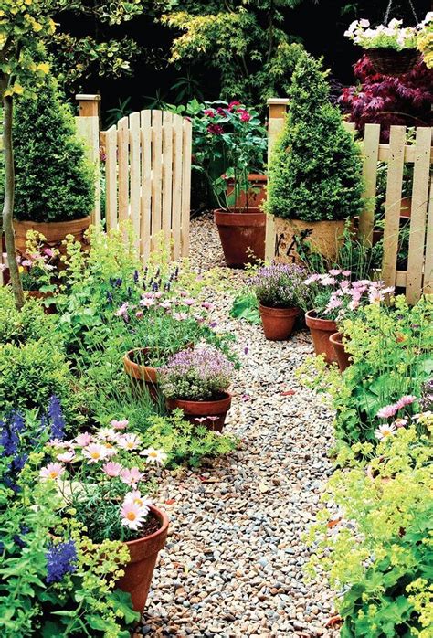 45 Best Cottage Style Garden Ideas And Designs For 2021