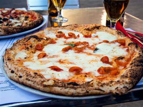 The Best Pizza In Italy Photos Condé Nast Traveler