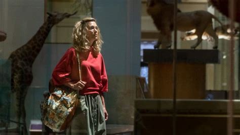 While her character looks meek and unassuming in the wide shot. First Look at Kristen Wiig in Wonder Woman 1984 ...