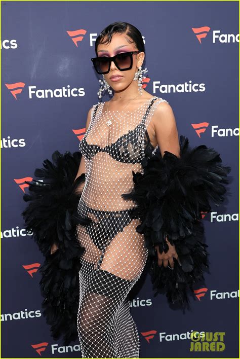 Doja Cat Rocks Sheer Dress Lingerie For Fanatics Super Bowl Party