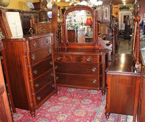 Beautiful American Antique Mahogany Bedroom Set 4 Pieces 1900 1950