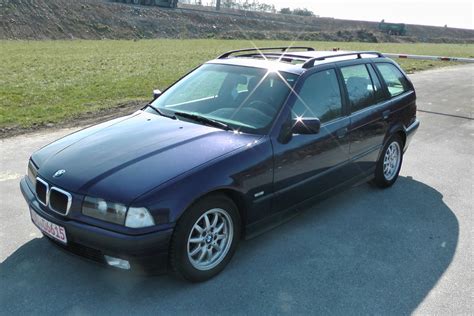 Lets Show Some Bmw E36 Touring Love Autoevolution