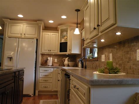 The customer service is unbelievable nice (spoke with stacey). 70+ order Kraftmaid Cabinets Online - Apartment Kitchen ...