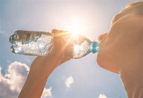 ¿cuál Es La Importancia Del Consumo De Agua Para La Salud Bioguia