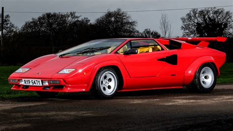 1982 Lamborghini Countach Lp500 S Uk Wallpapers And Hd Images Car