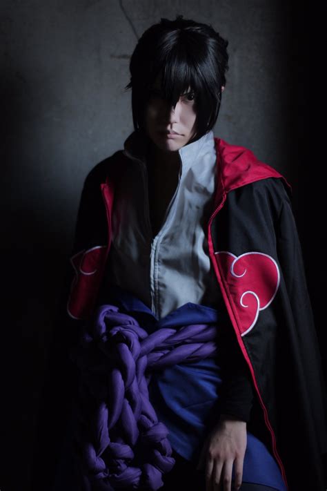 Sasuke Akatsuki Cosplay