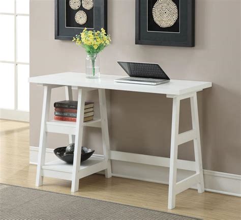 I love this little desk!! 20 Perfect Desks For Small Spaces