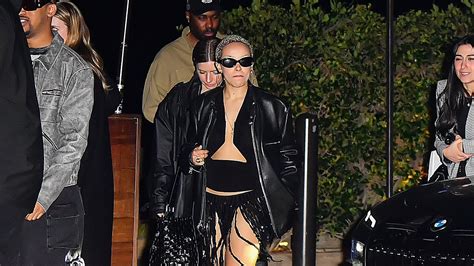 Doja Cat Flashes The Flesh In A Plunging Keyhole Top And Fringed Skirt