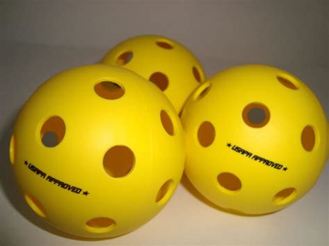 6 Onix Quiet Pickleball Balls Indoor Foam Soft Quietball Yellow Set