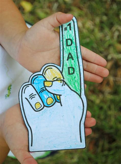 You can use a straw instead of the golf pick. zakka life: Kid Craft: Father's Day Card