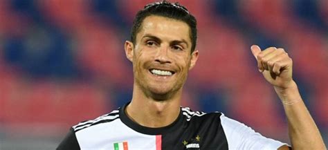 After winning the nations league title, cristiano ronaldo was the first player in history to conquer 10 uefa trophies. Juventus : Cristiano Ronaldo s'offre un nouveau record