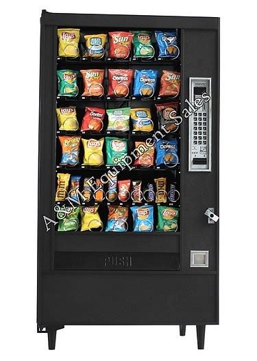 Refurbished Automatic Products 7600 Snack Vending Machine