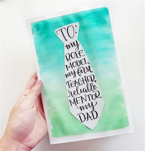 Kill two birds with one stone with this easy star wars printable card for father's day! 11 creative DIY Father's Day cards kids can make. Awwww!