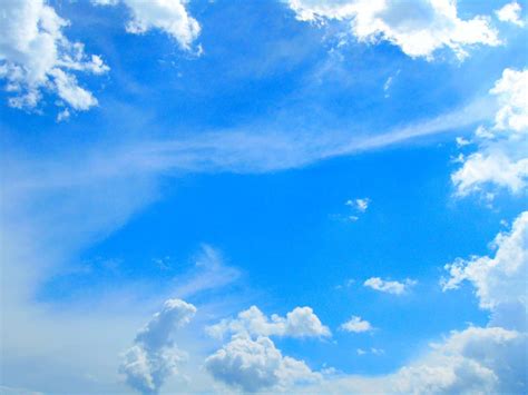 Blue Sky Wallpapers Top Free Blue Sky Backgrounds Wallpaperaccess