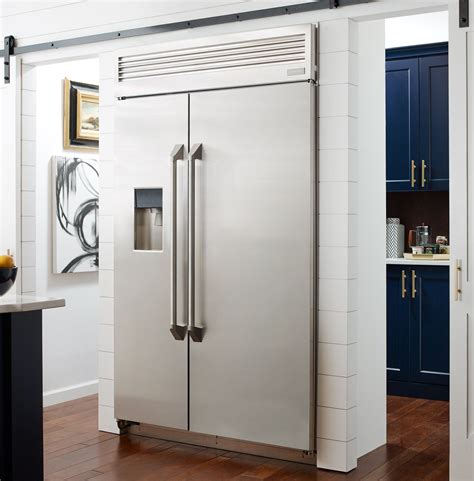 Built In And Free Standing Refrigerators Monogram Kitchens Luxury