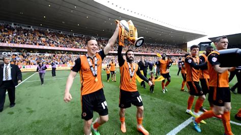 Ligue 1, officially known as ligue 1 uber eats for sponsorship reasons, is a french professional league for men's association football clubs. Wolves celebrate lifting the League One trophy - YouTube