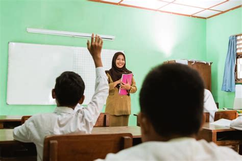 Pembelajaran Intrakurikuler Pengertian Tujuan Dan Manfaat