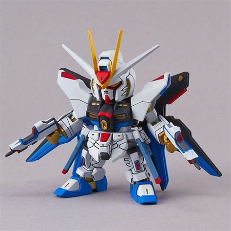 Gundam Sd Strike Freedom Gunpla Bandai Model Kit